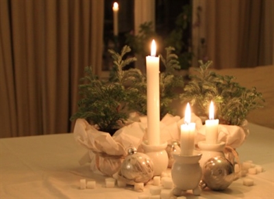 Lysestage - hvid keramik